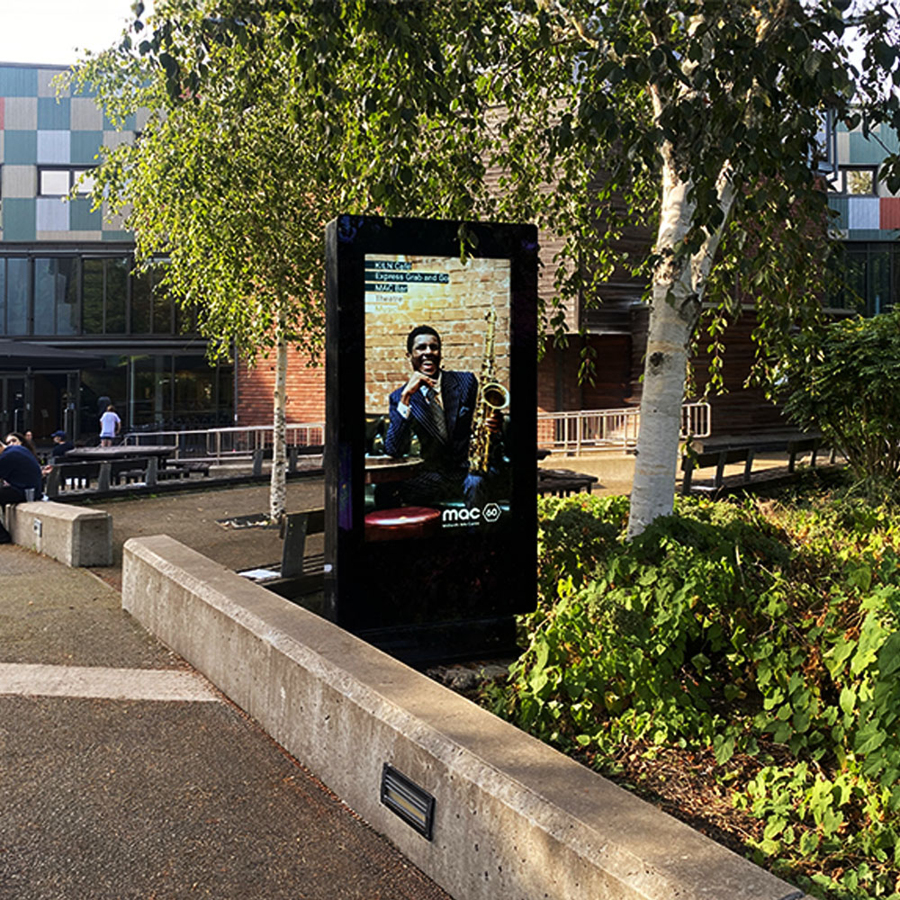Outdoor-Digital-Signage